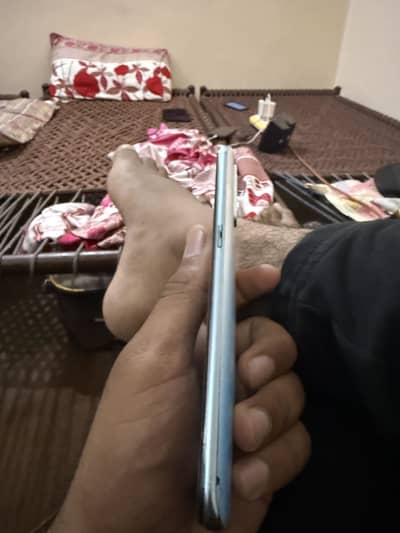 OPPO F15