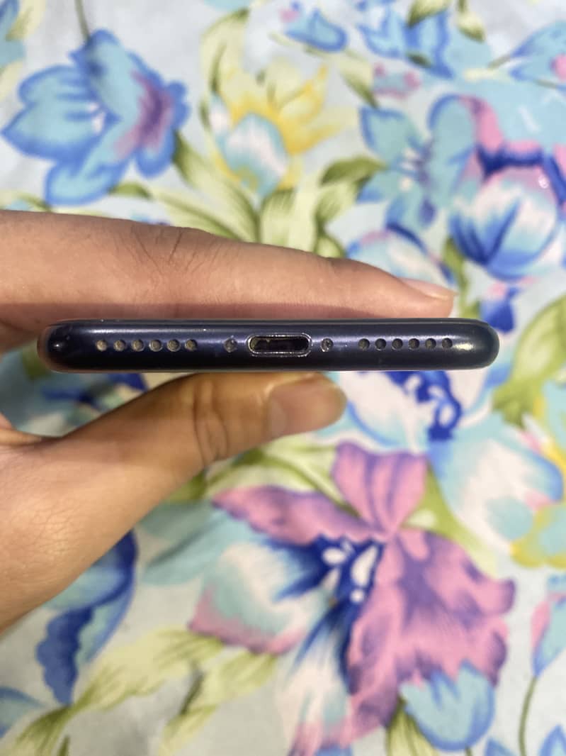 Apple iPhone SE 2