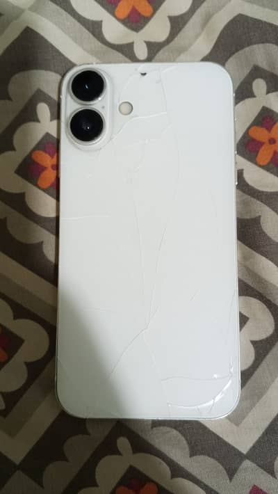 Apple iPhone 16