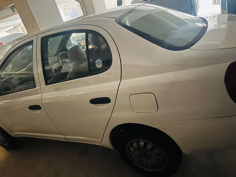Toyota Platz 2002/2006 Automatic 1