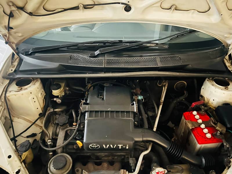 Toyota Platz 2002/2006 Automatic 5