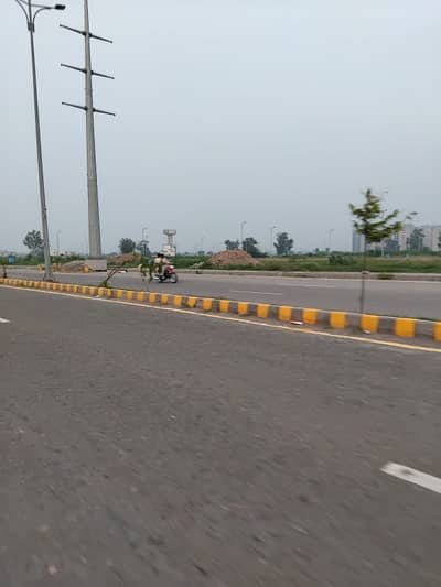 1 Kanal Plot No-283 Block D Top Location of Phase 9 Prism DHA Lahore For Urgent Sale