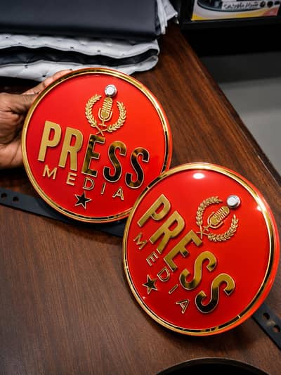 Round Plate Sign for Car And Office 03161126921