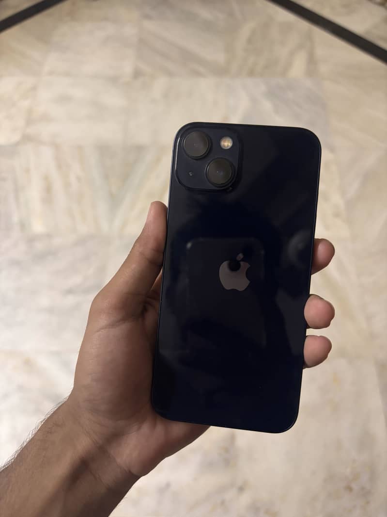 iPhone 13 3