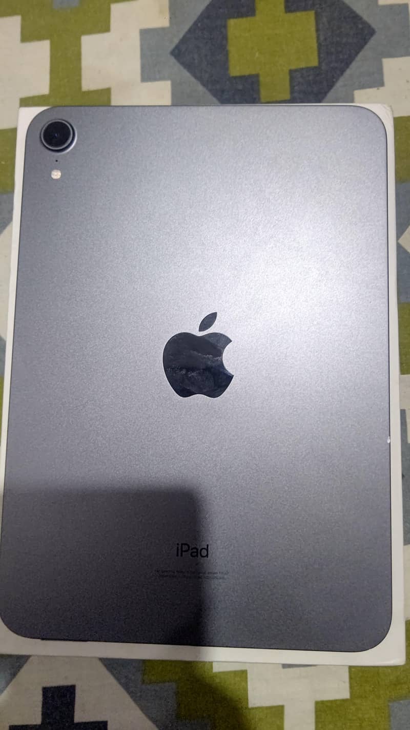 iPAD MiNi 6 with BOX Not a Single Fault 3