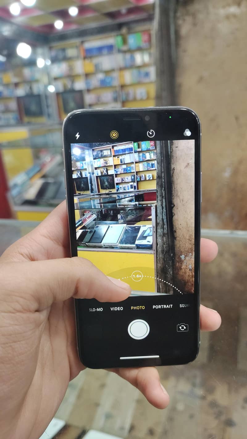 Apple iPhone X 1