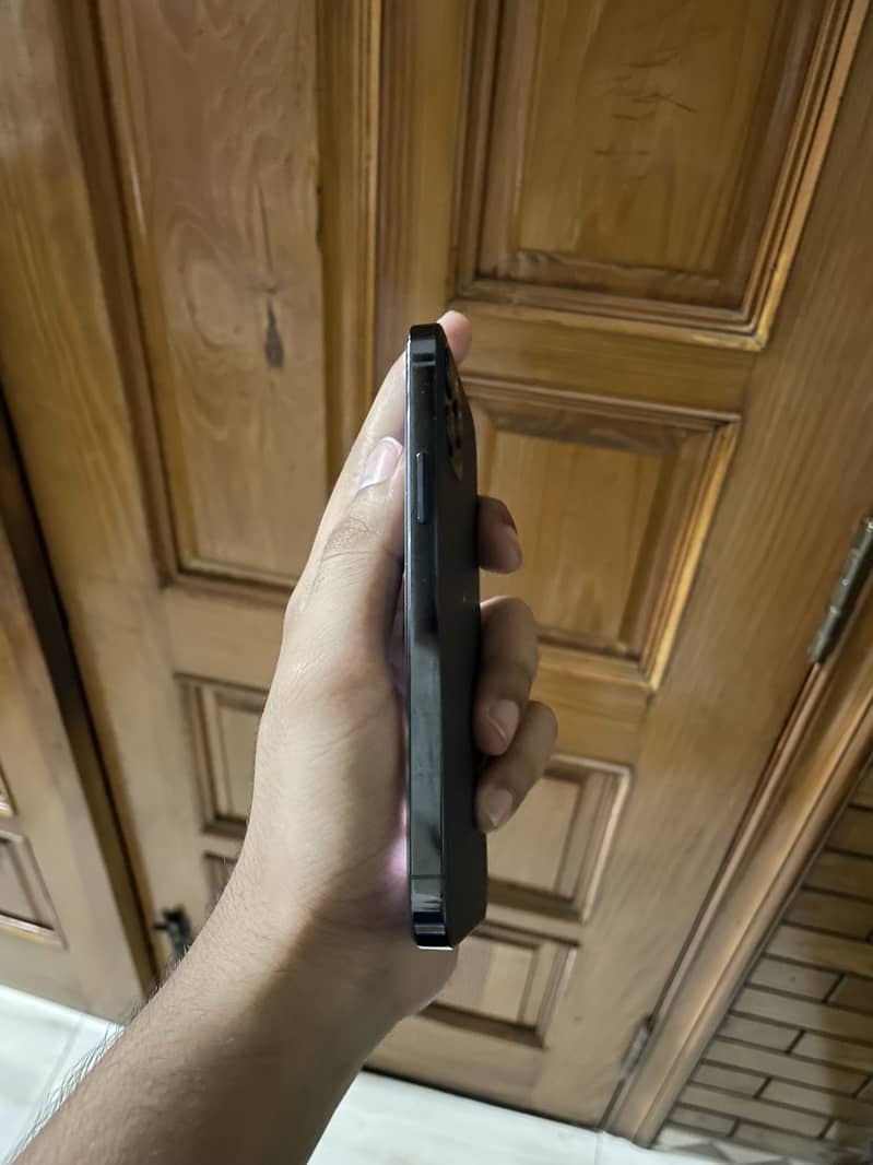 Apple iPhone 12 Pro 2