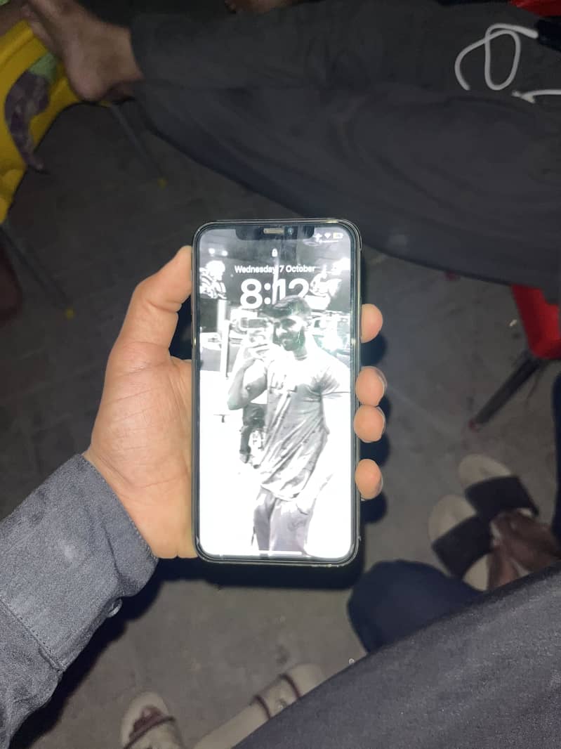 Apple iPhone 11 Pro Max 5
