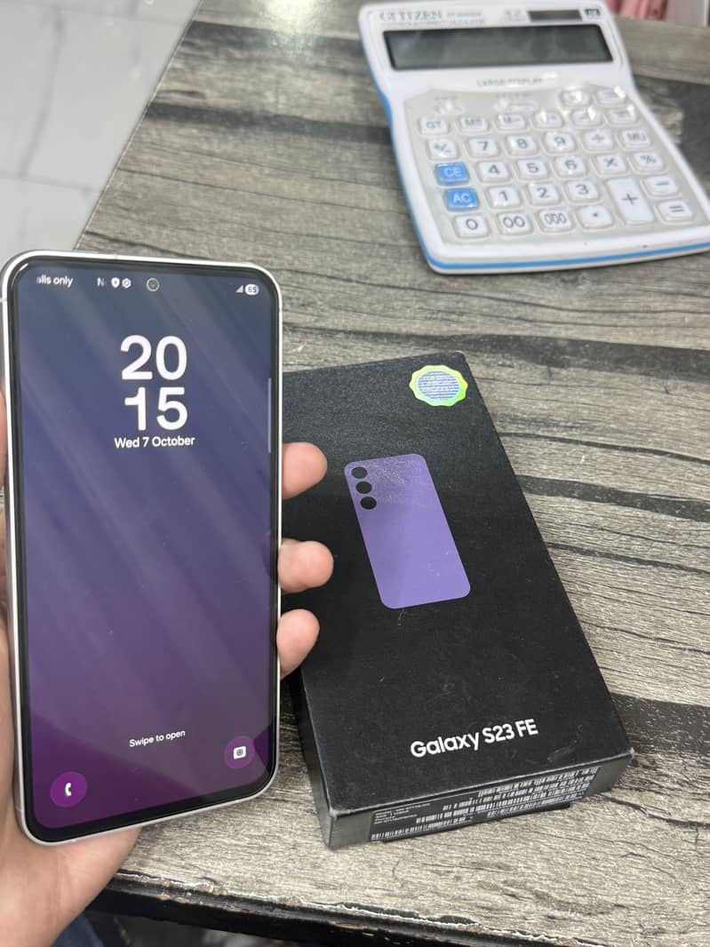 Samsung s23Fe 0