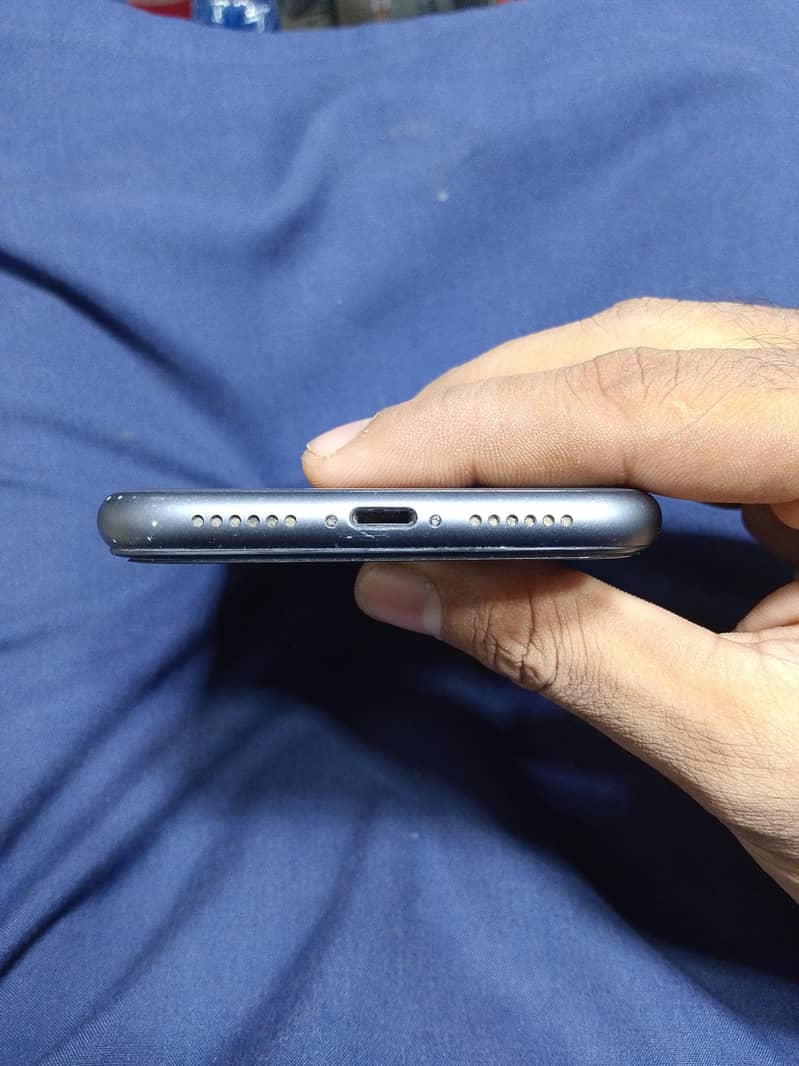 Apple iPhone 11 2