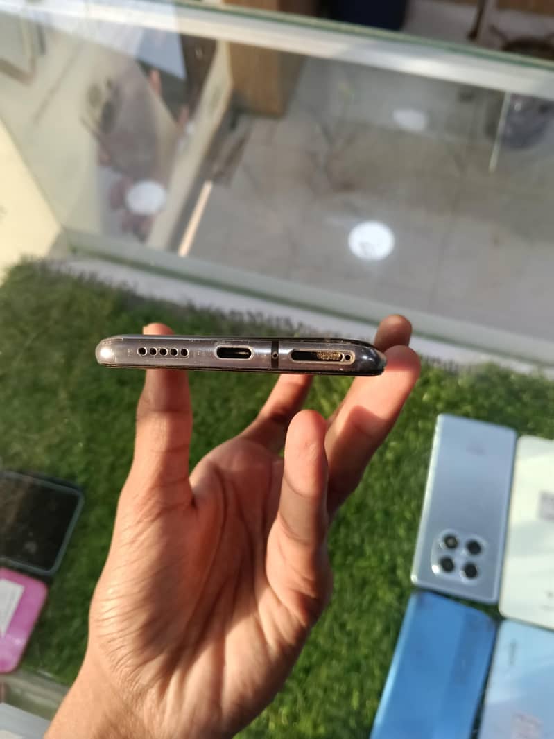 One Plus 7T 4