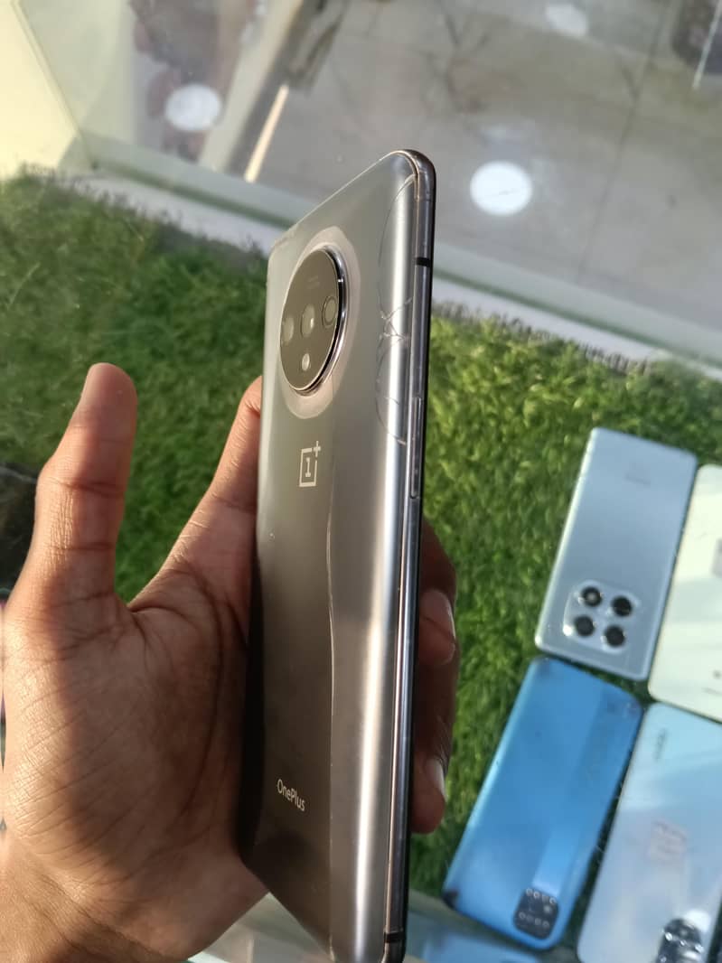 One Plus 7T 5