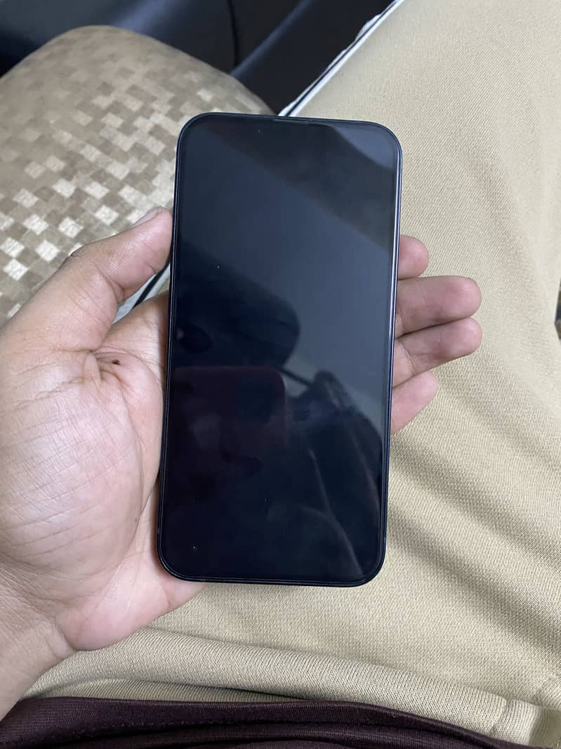 Apple iPhone 13 3