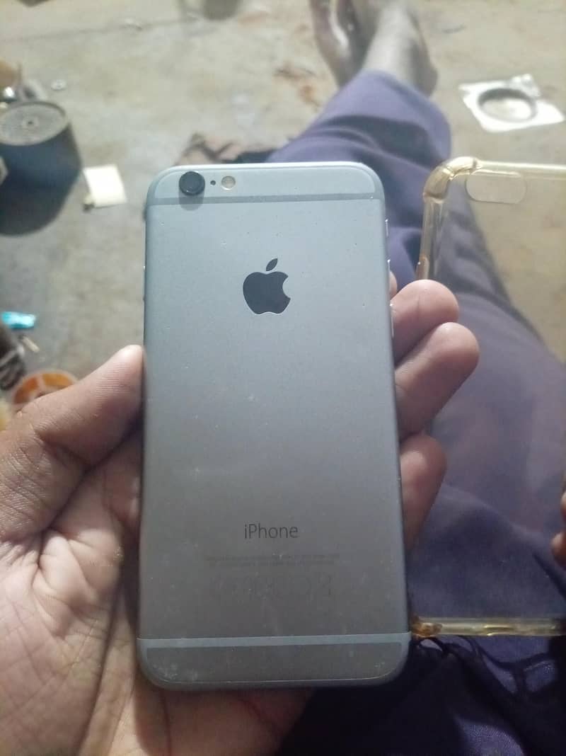 Apple iPhone 6S 2