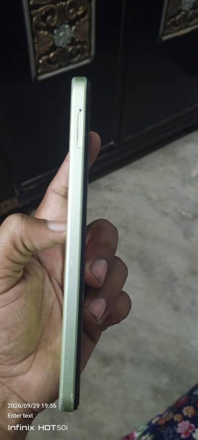 Vivo Y18 4+4ram128memory bilkul pack he open repair ni hova