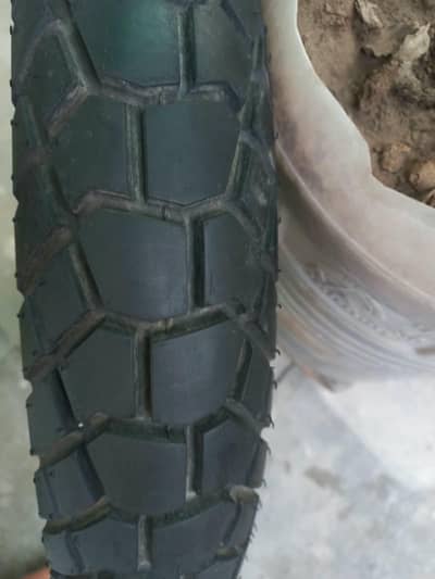 TUBE LESS TYRES TIMSUN