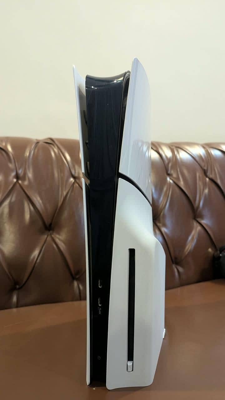 PS5 1 TB 1
