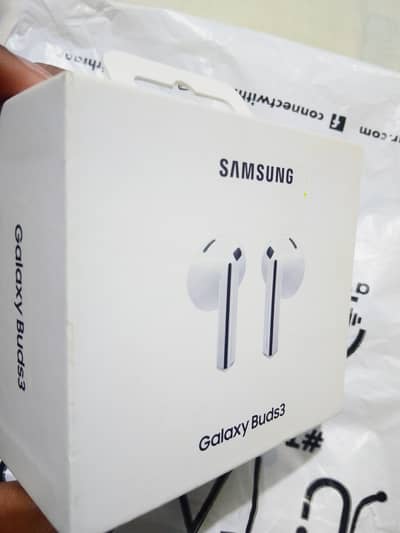 Samsung's Galaxy Buds 3