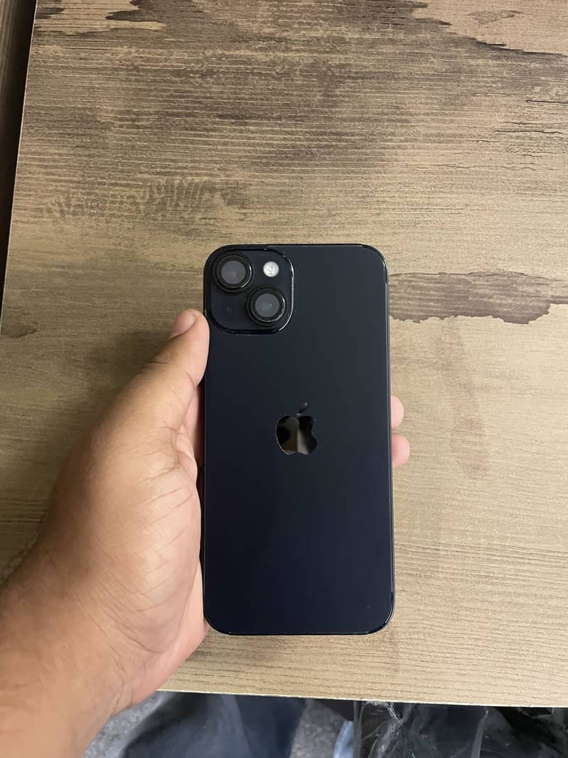 Apple iPhone 14 3