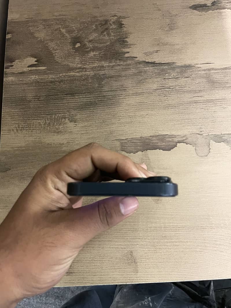 Apple iPhone 14 5