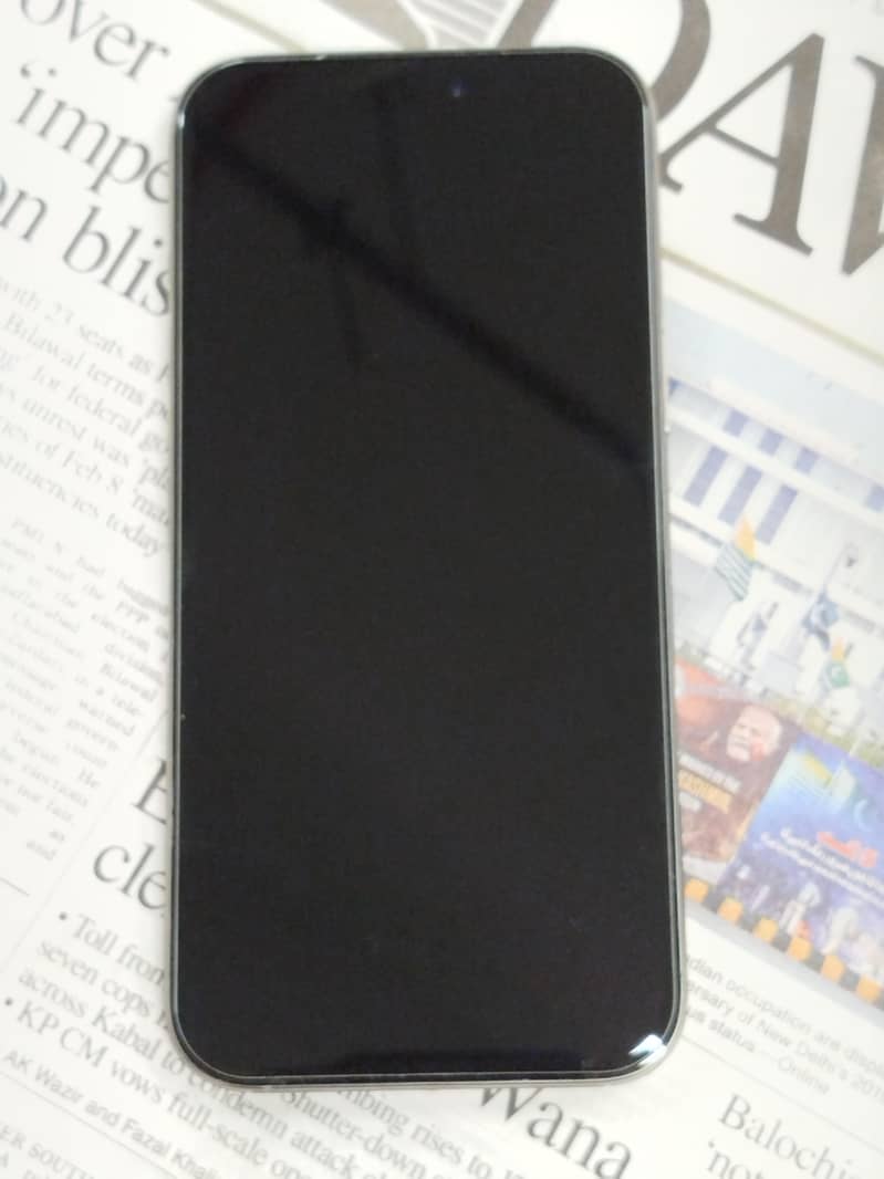 Apple iPhone 16 Pro Max 1