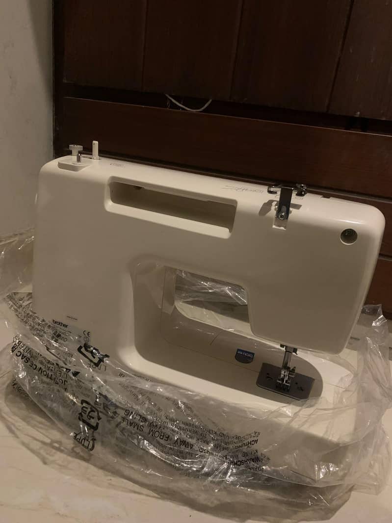 brother automatic sewing machine 0