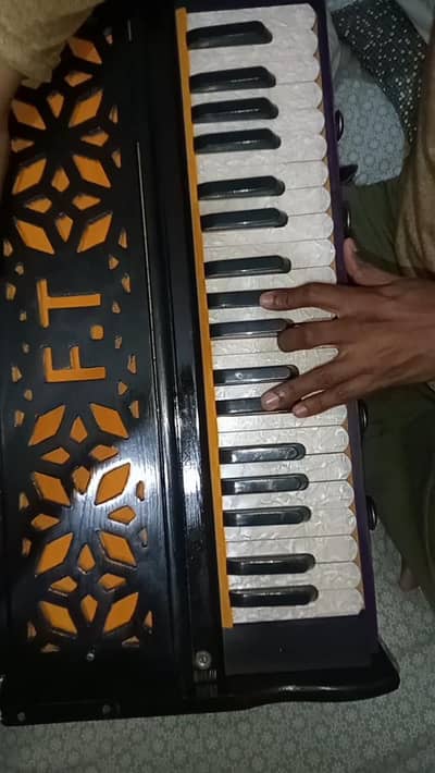 harmonium