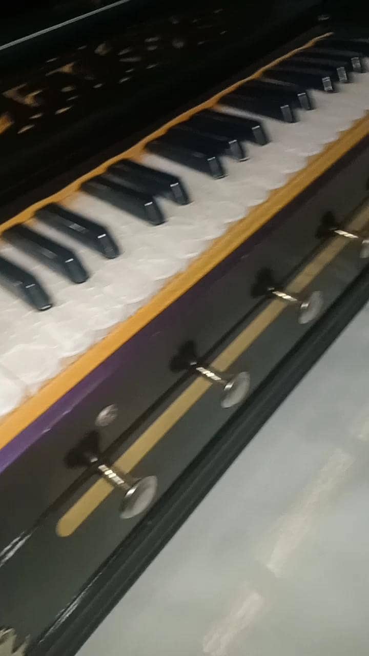 harmonium 3