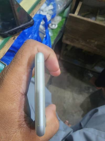 Apple iPhone 8