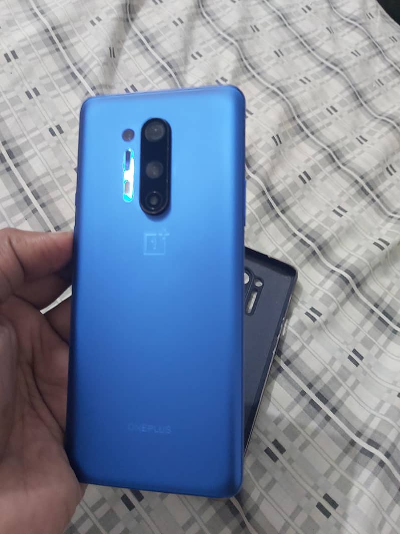 One plus 8pro 12+4/256 7