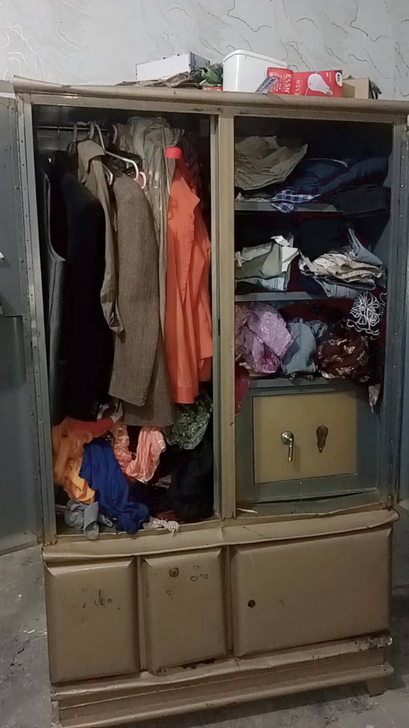 Almari (wardrobe) 2