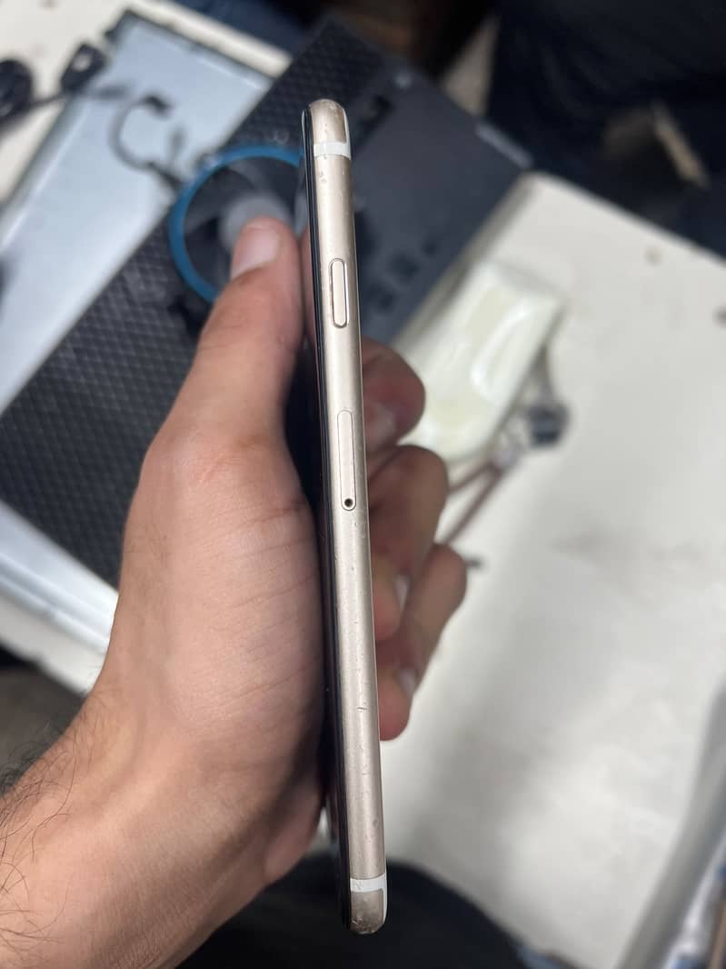 Apple iPhone 6 3