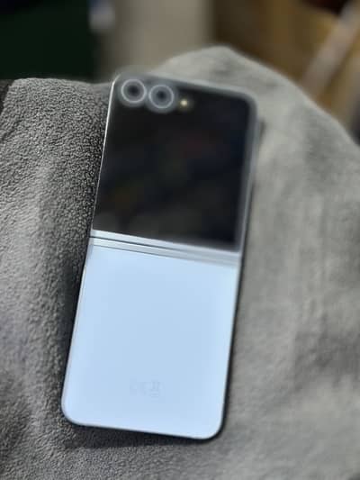 Samsung Mobile Z Flip 6