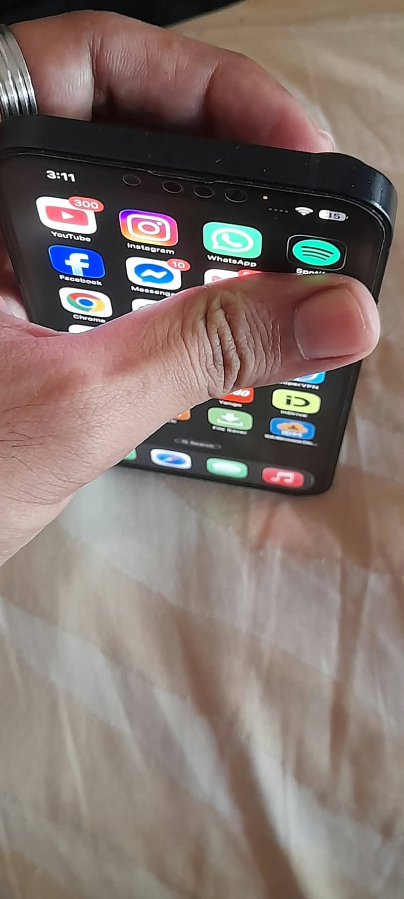 Apple iPhone 14 plus 3