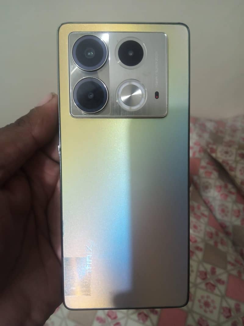 Infinix Note 40 0