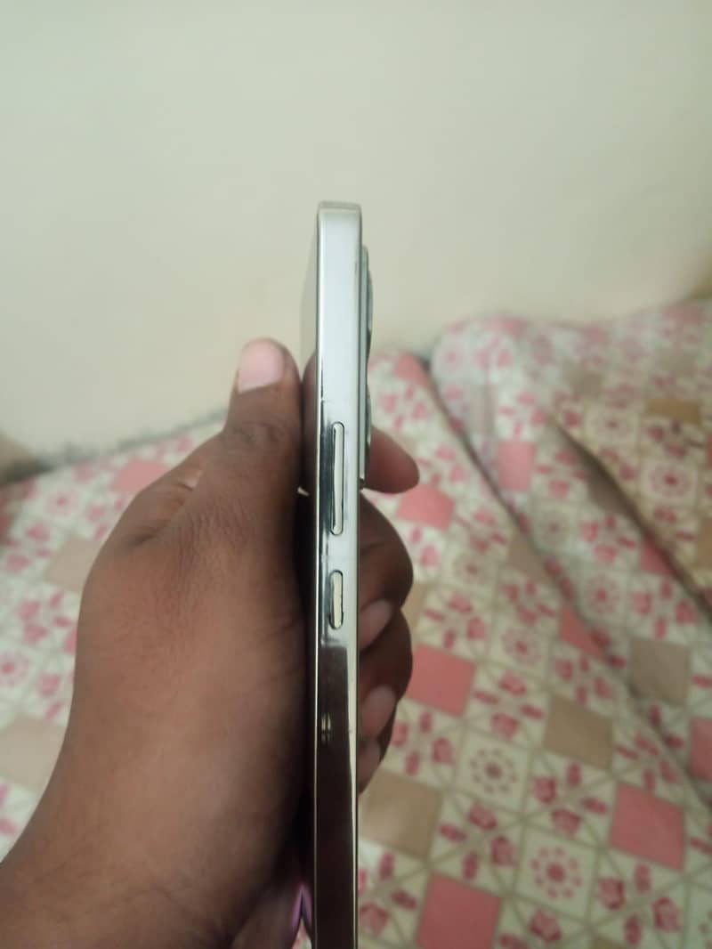 Infinix Note 40 2