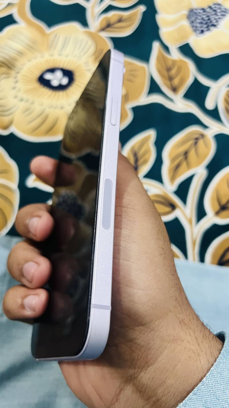 Apple iPhone 14 plus 0