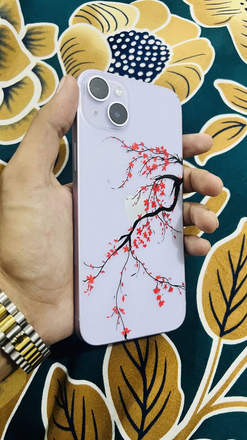 Apple iPhone 14 plus 3