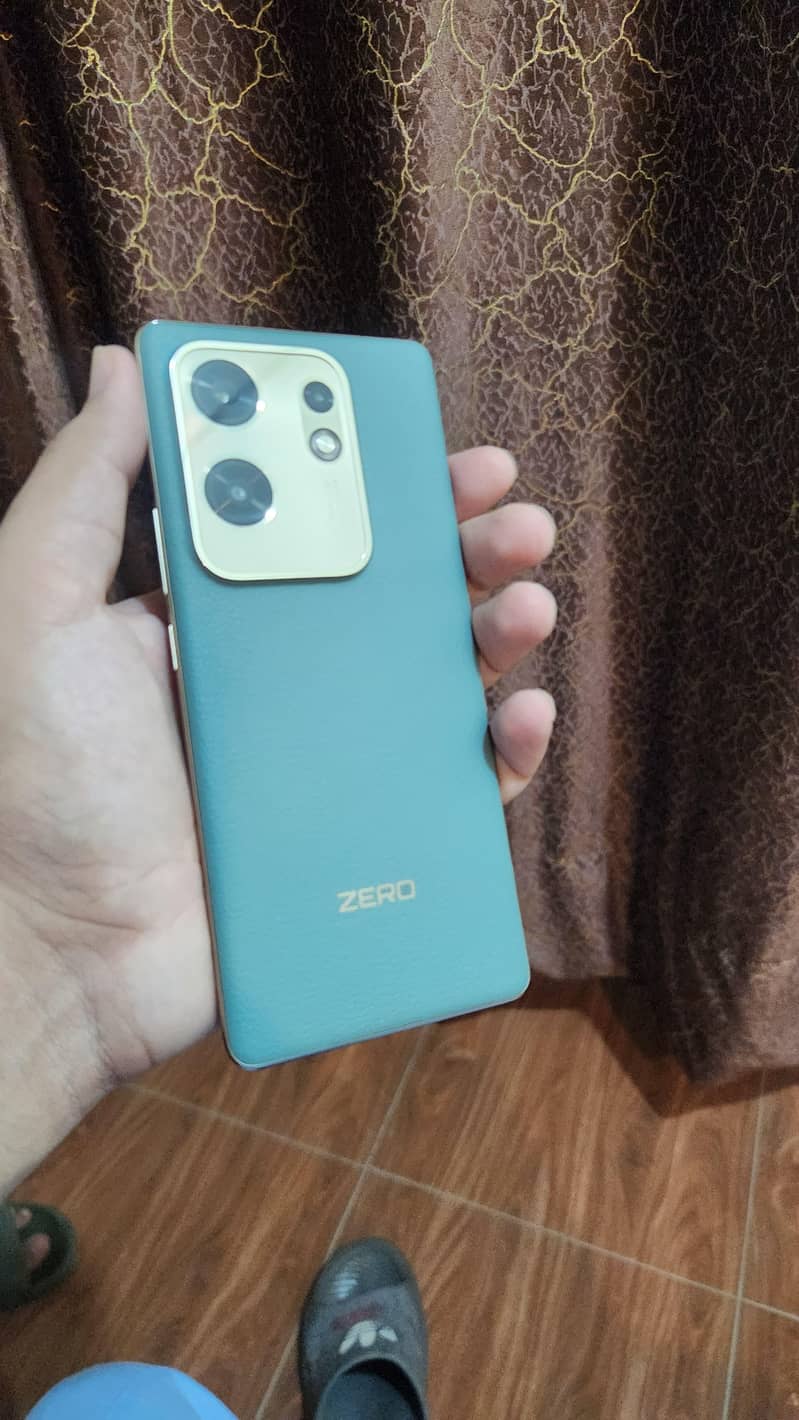 Infinix Zero 30 10