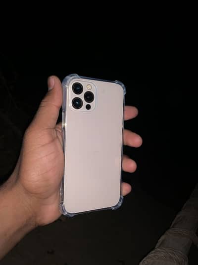 Urgent sale Apple iPhone 12 Pro Chucha Set Lush Condition