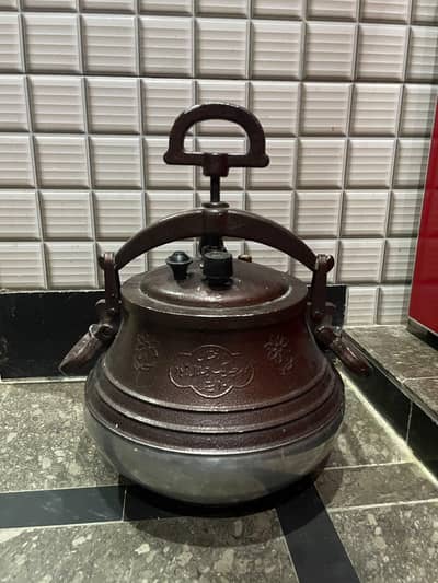 original Afghan Kazan "pressure cooker "- heavy duty