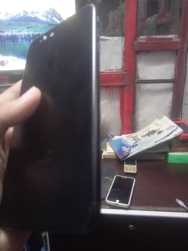Apple iPhone 7 Plus 2