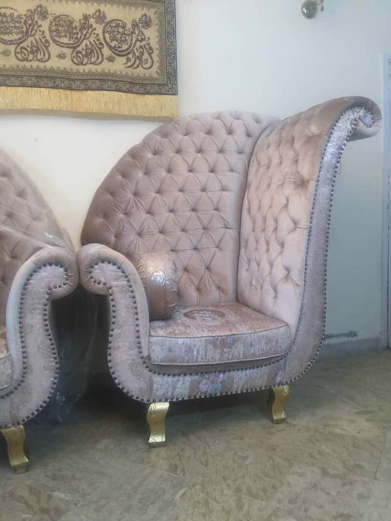 Chairs 0