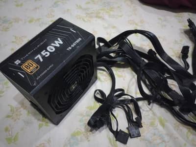 Thermalright 750watt gaming power supply