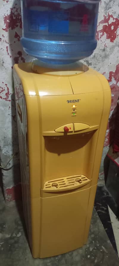 Orient Water Dispenser