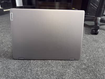 Lenovo IdeaPad Slim 3 15ABR8 (Type 82XY)