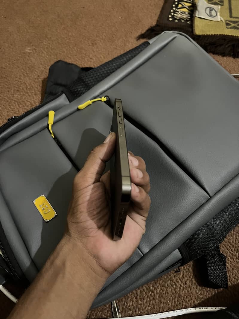 Apple iPhone 13 Pro Max 5