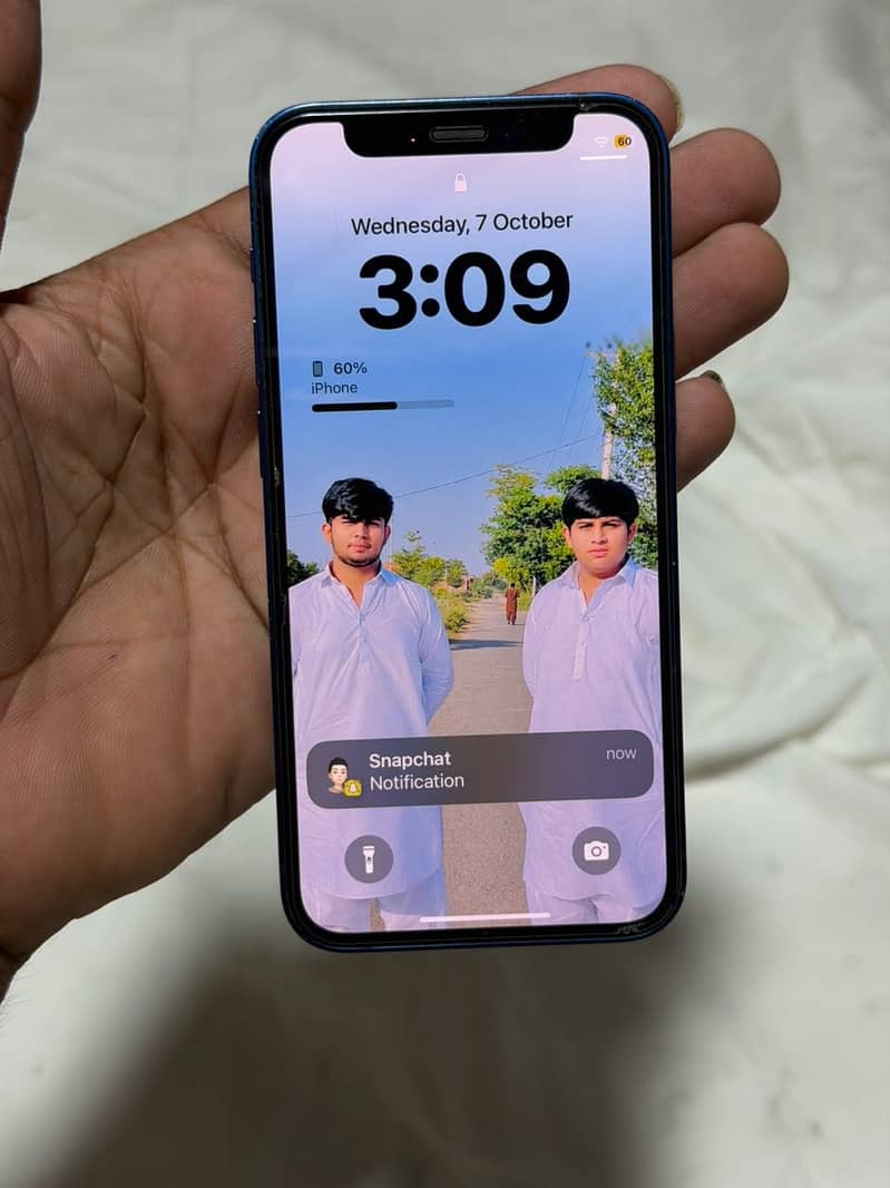 Apple iPhone 12 mini 3