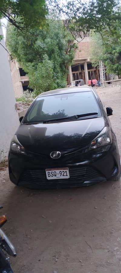 Toyota Vitz 2015