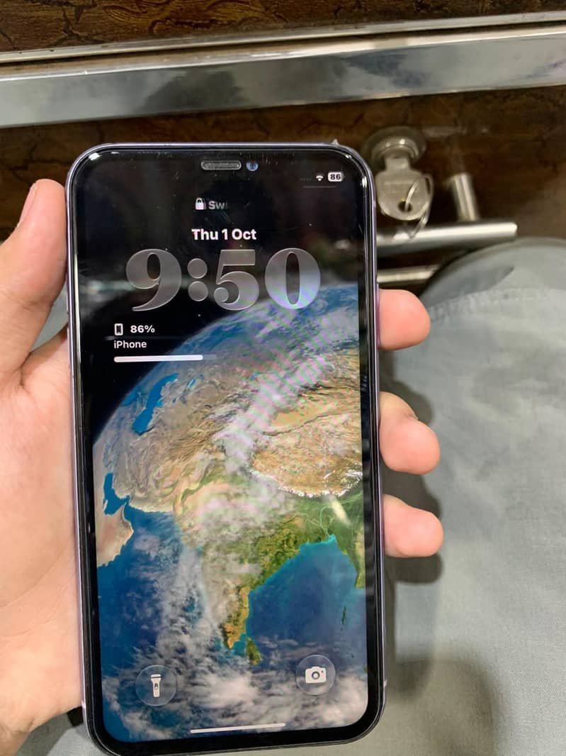 Apple iPhone 11 0